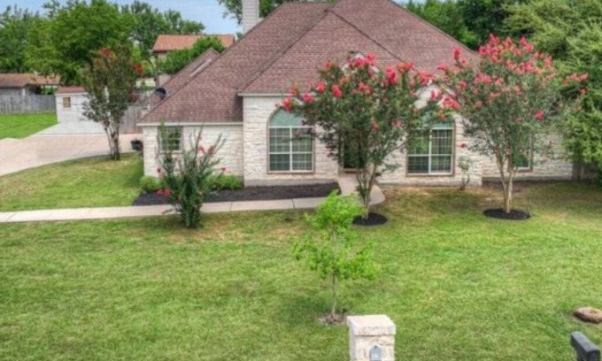 San Marcos House | This beautiful Charming 3-bedroom house with WiFi, AC in lovely San Marcos