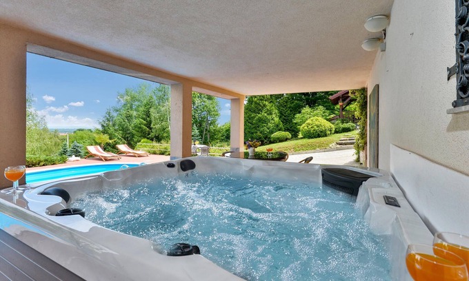 Petrinja House | This beautiful vacation home is located on a hill above the town of Petrinja.