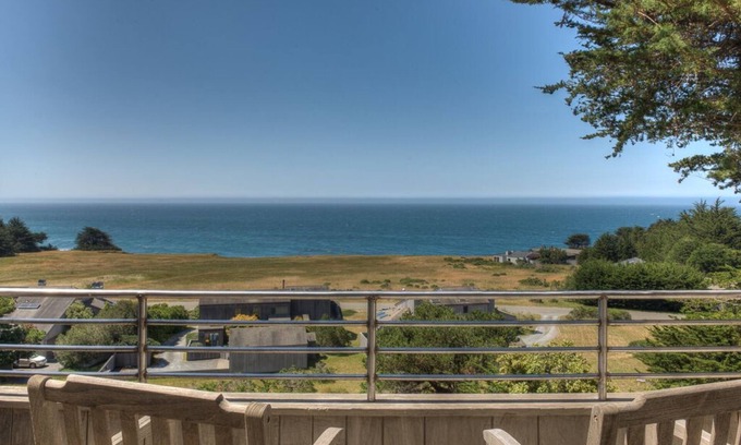 Sea Ranch House | This beautifully appointed home provides spectacular white water ocean views