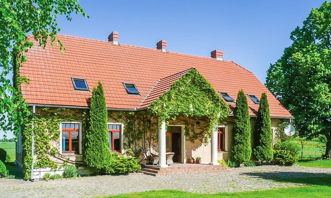 Ostrowice House | This chic country house is extremely comfortably furnished.