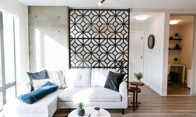 North End Condo | This condominium is a 2 bedroom(s), 1.5 bathrooms, located in Kelowna, BC.