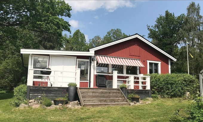 Lekeryd House | This cottage has a good standard and a beautiful view from the highlands to the lake Ylen.