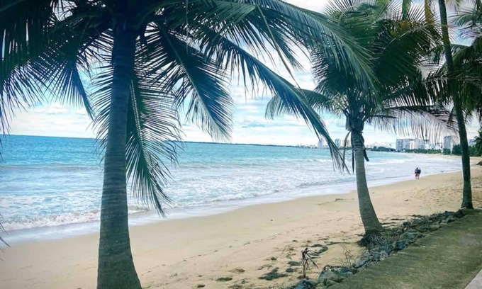 Ocean Park Cottage | This cottage is a 2 bedroom(s), 2 bathrooms, located in San Juan, PR.
