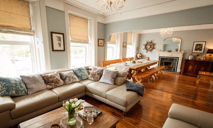 Town Lots House | This exclusive townhouse caters for the ideal luxury getaway in Bantry