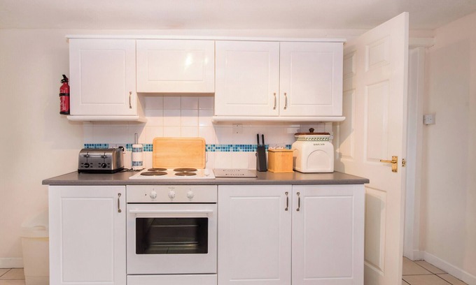 Cromarty Cottage | This fantastic heritage cottage from the early 1700’s epitomises the conservation area of Cromarty.