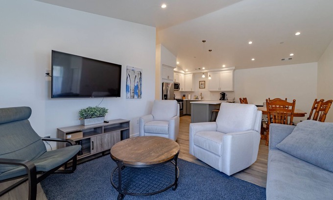 McKinleyville House | This house is a 3 bedroom(s), 2 bathrooms, located in McKinkeyville, CA.