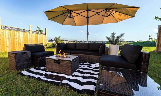 Cambridge House | This house is a 4 bedroom(s), 2.5 bathrooms, located in Cambridge, ON.