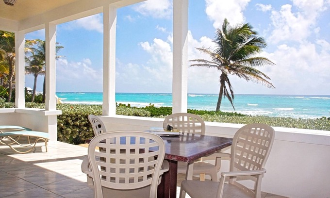 Silver Sands House | This is a Beachfront 3 Bedroom, 3 Bathroom Villa, Family-friendly Activities