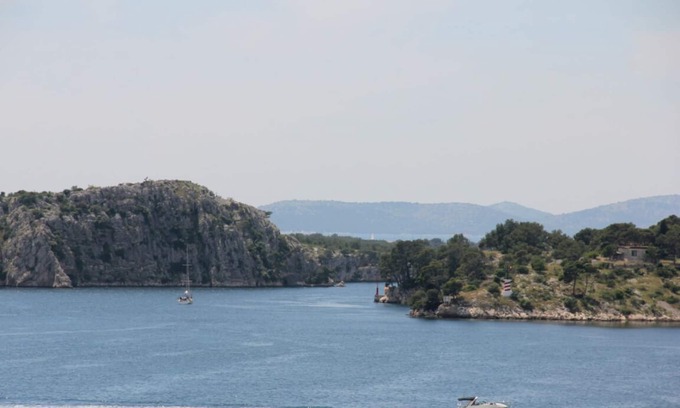 Plisac Apartment | This is a small but nice apartment with a beautiful view on chanel St. Ante.