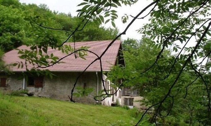 Rupt-sur-Moselle Other | This old house offers you calm, serenity, fishing in the heart of nature.