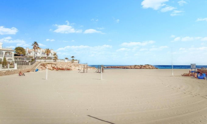 Orihuela Apartment | This pretty vacation apartment with a large terrace is located not far from the sea.