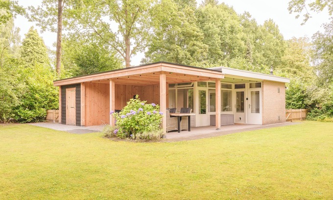 Gasselte House | This recently renovated cozy vacation bungalow is located in front of the vacation park De Kremmer in Gasselte and is near 't Nije Hemelriek. A maximum of 2 pets are welcome