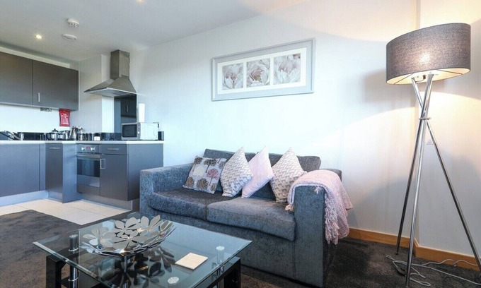Saltaire Village Apartment | This serviced apartment is a 1 bedroom(s), 1 bathrooms, located in Shipley, England.