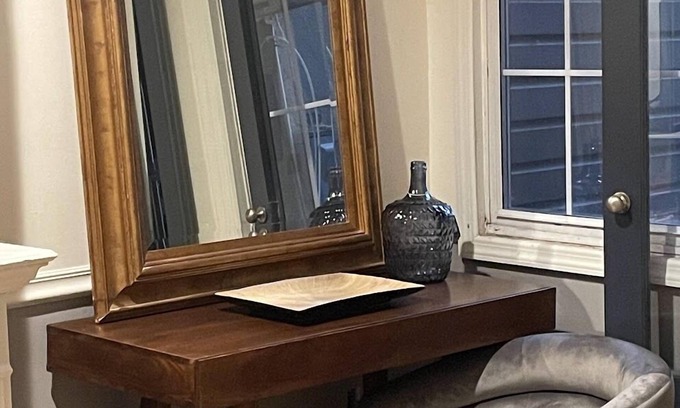 Old Town North House | This townhouse is a 2 bedroom(s), 1 bathrooms, located in Alexandria, VA.