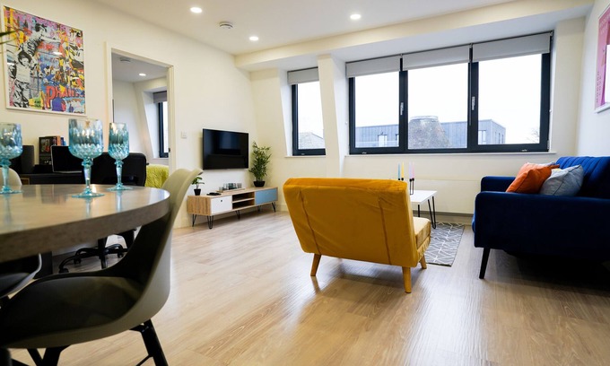 Bedford Apartment | This unique Bedford apartment.