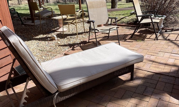 Rapid City Bed & Breakfast | This unit has it all….Centrally located off Hwy 16 near all attractions