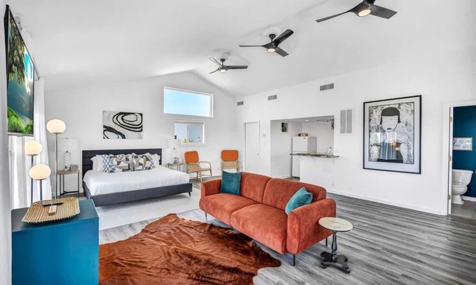 Austin Apartment | Thistle Hill Modern Barndominium wt Amazing View!