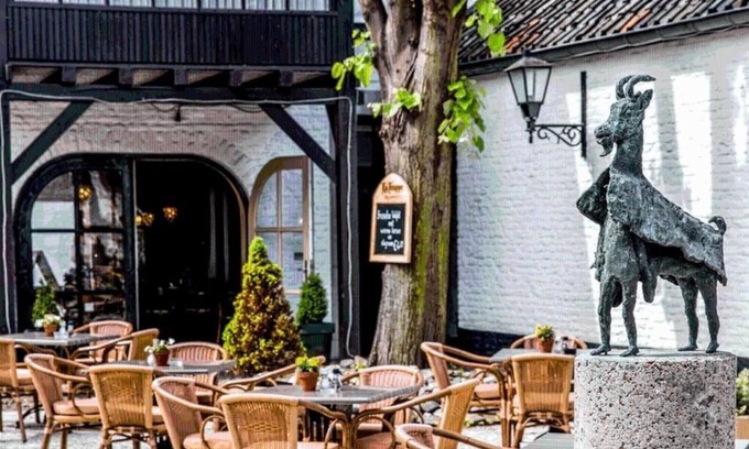 Thorn Hotel | Thorn Village Retreat – Stay in a Peaceful, Charming Dutch Town Near Shops
