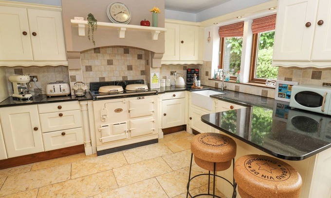 Emley Cottage | Thorncliffe Lane Guest House