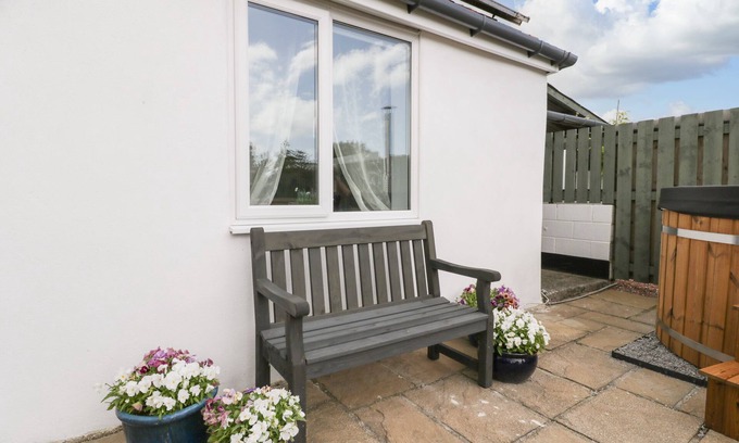 Muchelney Cottage | Thornhills Cottage