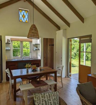 Buffalo Hills Game Reserve Apartment | Thornybush, River Cottage