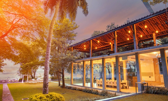 Piliyandala Hotel | Thotupola Lakeside Resort