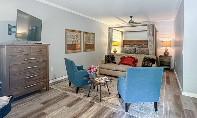 Sylva Apartment | Thoughtfully designed studio, easy access to Downtown Dillsboro