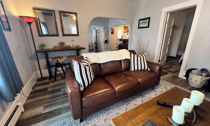 Loveland House | Thoughtfully remodeled Old Town 3-bedroom bungalow in charming Loveland, W/WIFI