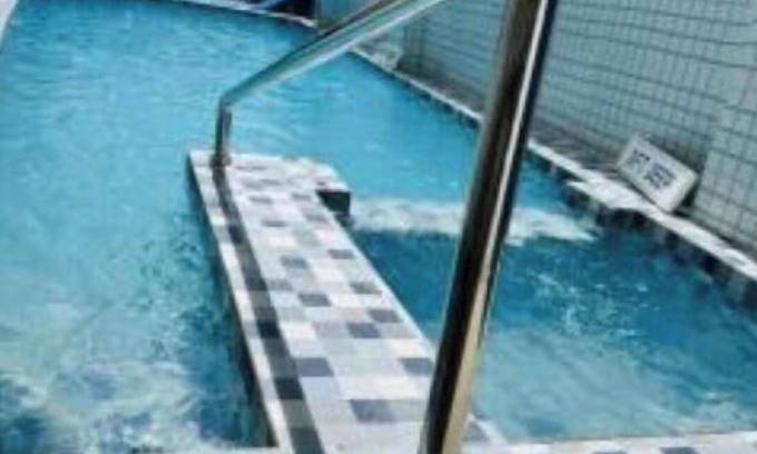 Oyster Bay Apartment | Three-Bedroom Apartment with Balcony 3