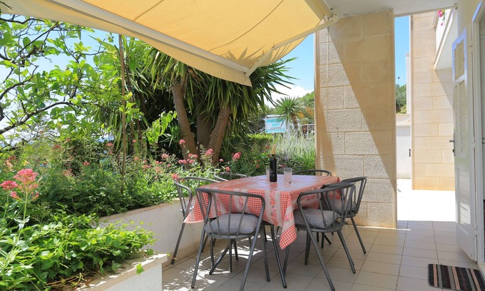 Brela Apartment | Three bedroom apartment with terrace and sea view Brela, Makarska (A-20598-a)