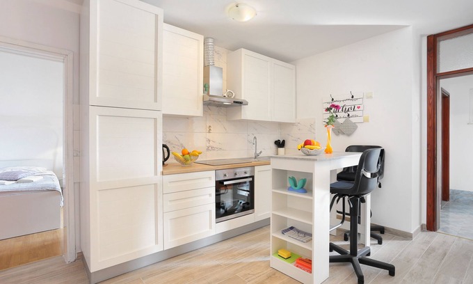 Mejasi Apartment | Three bedroom apartment with terrace Split (A-21026-a)