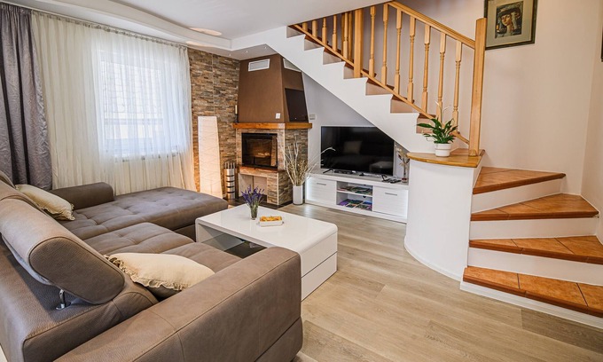 Bovec Apartment | Three Bedroom Apartment 2 with Terrace in Bovec
