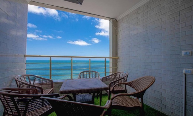 Bab Sharqi Apartment | Three-Bedroom Deluxe Apartment With Sea View