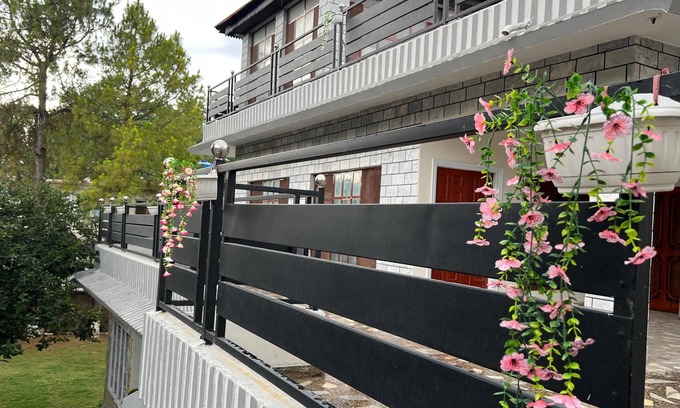 Abbottabad Villa | Three-Bedroom Holiday Home