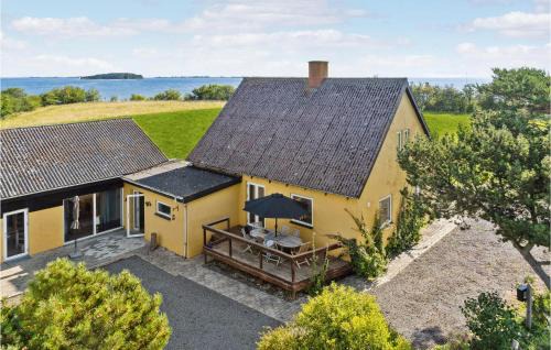 Bandholm House | Three-Bedroom Holiday Home In Bandholm