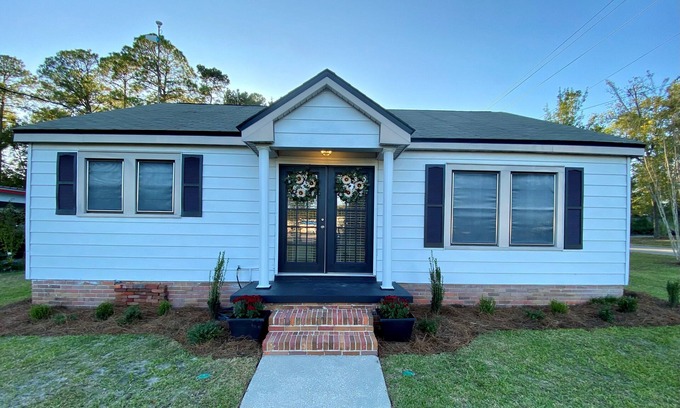Brewton House | Three Bedroom Home in Brewton, Alabama