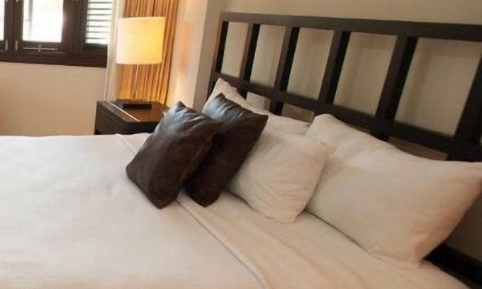 Los Brazos Condo | THREE BEDROOM SUITE