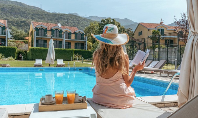 Lastva Grbaljska Villa | Three Bedroom Villa Sol with Shared Pool