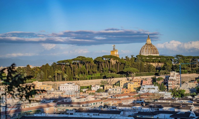 Trionfale Apartment | Three bedrooms, two bathrooms near St peter's Cathedral Area