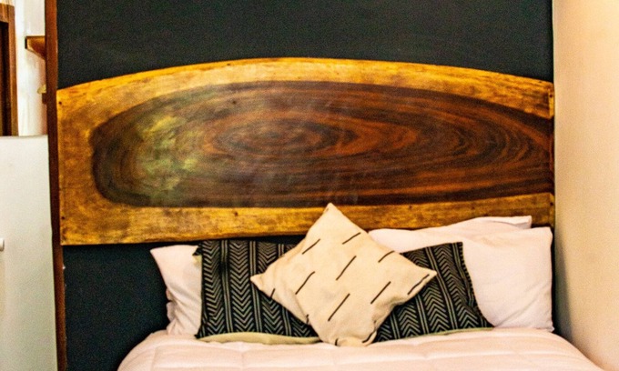 Puerto Viejo de Talamanca Hotel | Three bedroom suite in boutique hotel, 5 walk from the beach. Pet friendly.