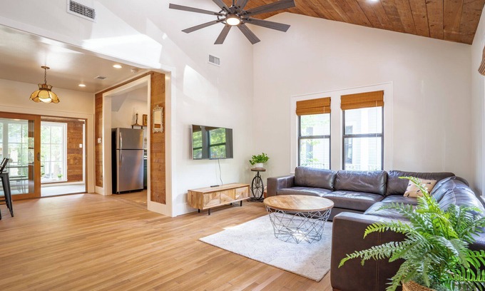 Chestnut House | Three Houses, One Property, 10 minutes from Downtown!