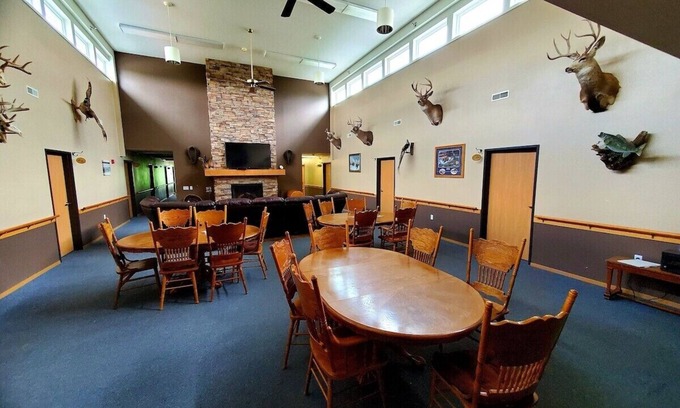 Spencer Cabin | Three Rivers Lodge Room #2