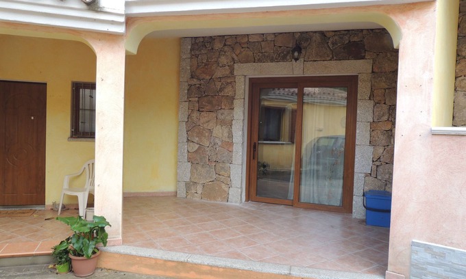 San Lorenzo House | Three-room apartment with large garden 5 minutes from the beach "La Capannizza"