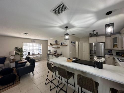 New Smyrna Beach Apartment | Three Treasures Beach House