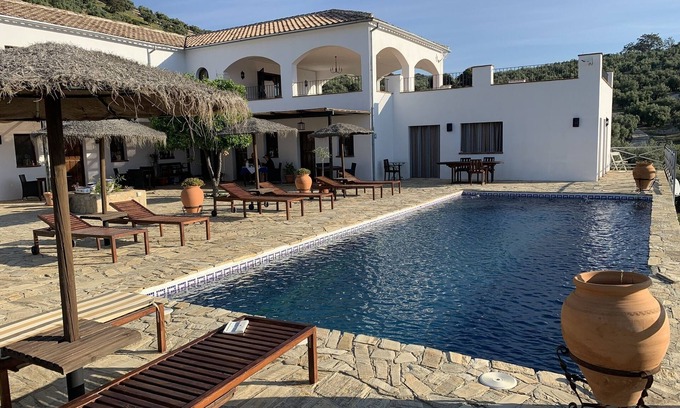 Iznajar Villa | Thuis op Vakantie