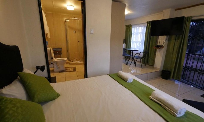 Lobamba Apartment | Thula Du Estate - one bed apartment