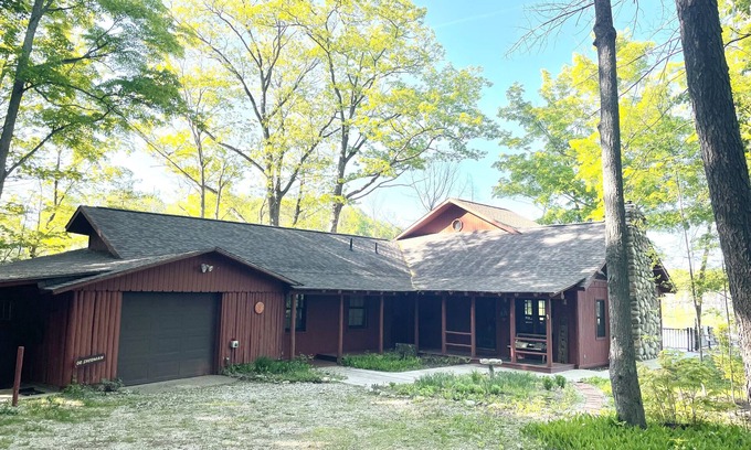 Boyne Falls Cabin | Thumb Lake Family Cabin - perfect getaway on the water!