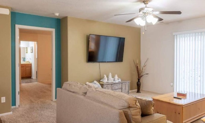 Delta House | Thunder Mountain Vista-Captivating and Memorable