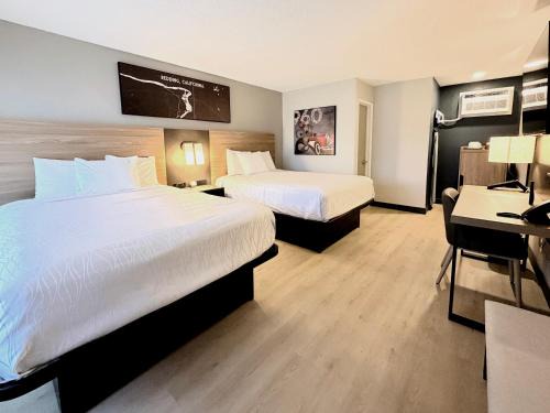 Downtown Hotel | Thunderbird Lodge