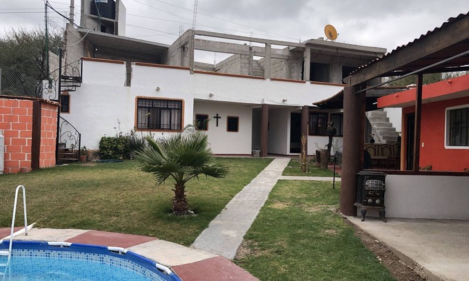 Tequisquiapan House | Thursday 8 Tequisquiapan